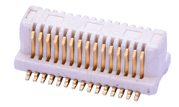 0.5mm SMT10 - 40 رقم تعريف رقم لوحة PCB إلى رابط لوحة 500 فولت مقاومة الجهد
